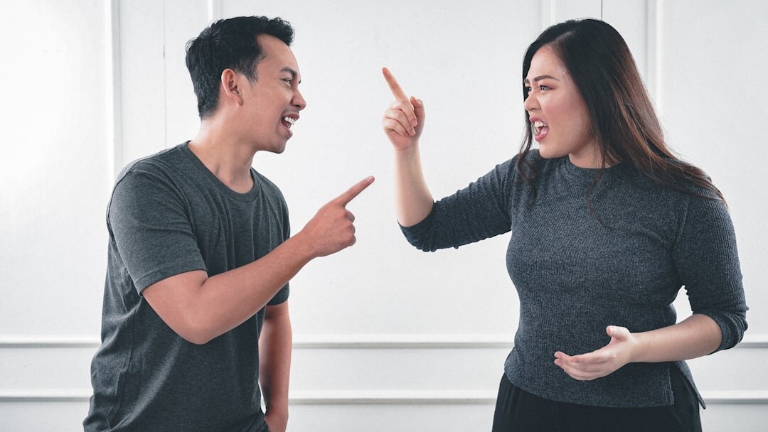 celebrity couple arguing